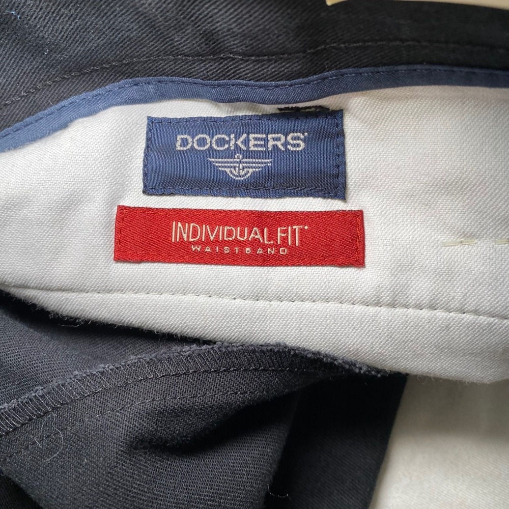 Dockers Original Khaki Pants 46x32 Big & Tall Pleated Classic Fit NWT Black - Picture 12 of 14